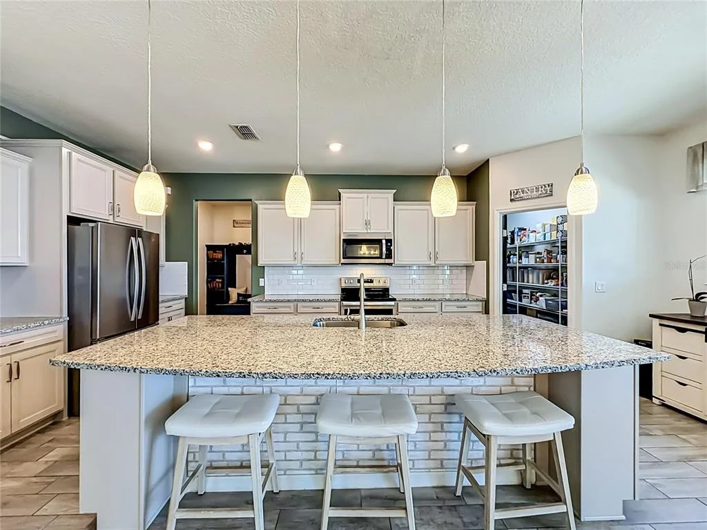 Photo of 2323 NUTHATCH STREET