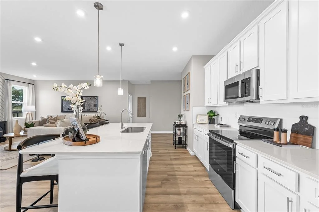 Photo of 6062 RIVER FARM AVENUE