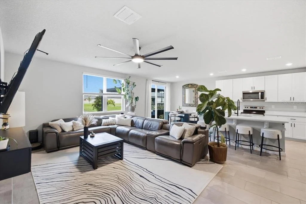 Photo of 10119 DAYBREAK GLEN