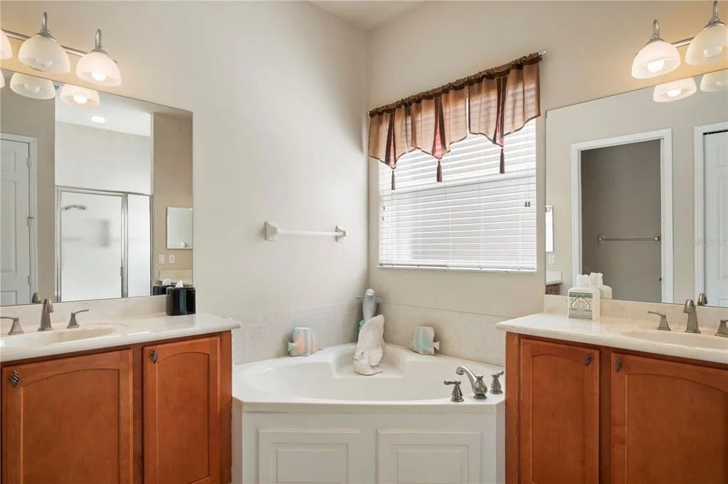 Photo of 24311 RIVERFRONT DRIVE