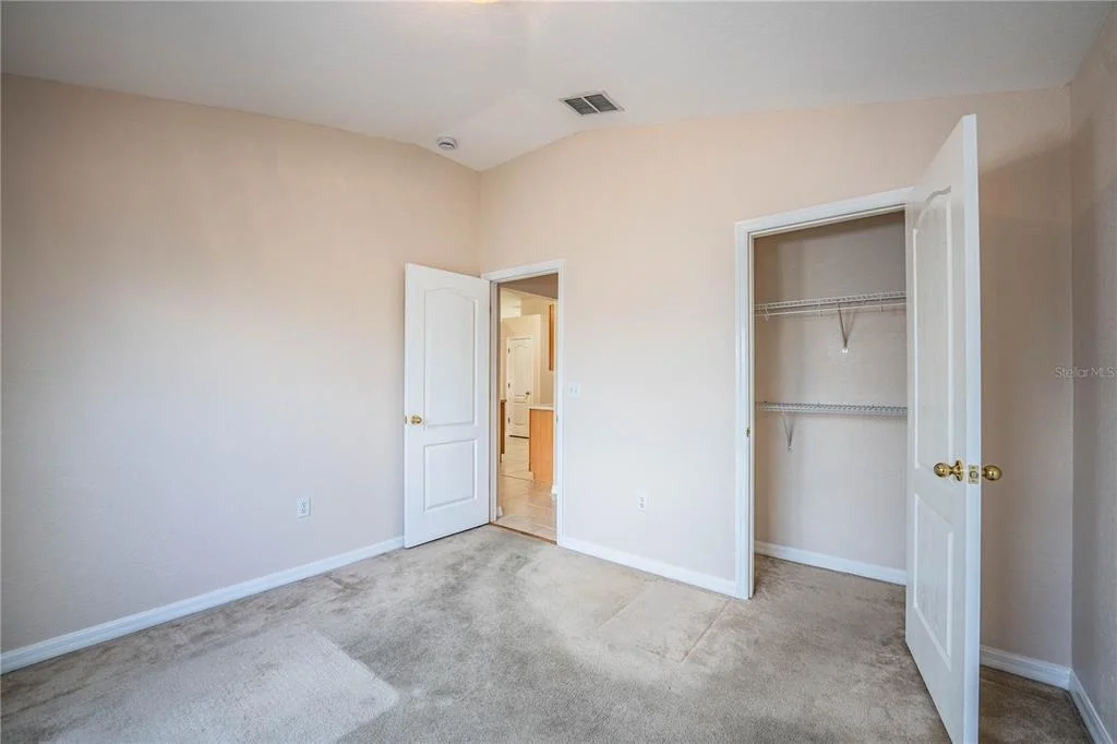 Photo of 6852 SHADOWCAST LANE