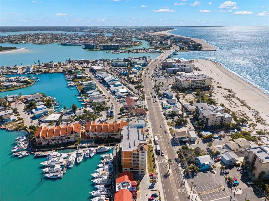 Photo of Unit 1605 at 13101 GULF BOULEVARD