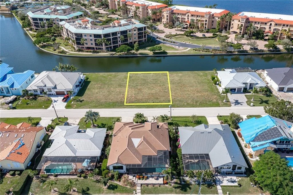 Photo of 83 COLONY POINT DRIVE