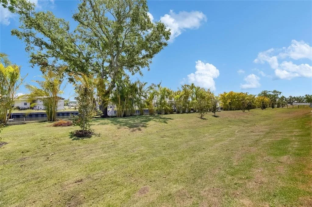 Photo of 6532 SIMONE SHORES CIRCLE