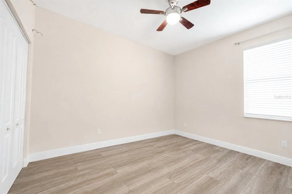 Photo of 1147 DEGRAW DRIVE