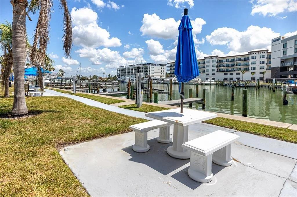 Photo of Unit H at 159 MEDALLION BOULEVARD