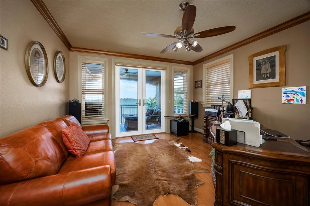 Photo of 306 HARBOR DRIVE