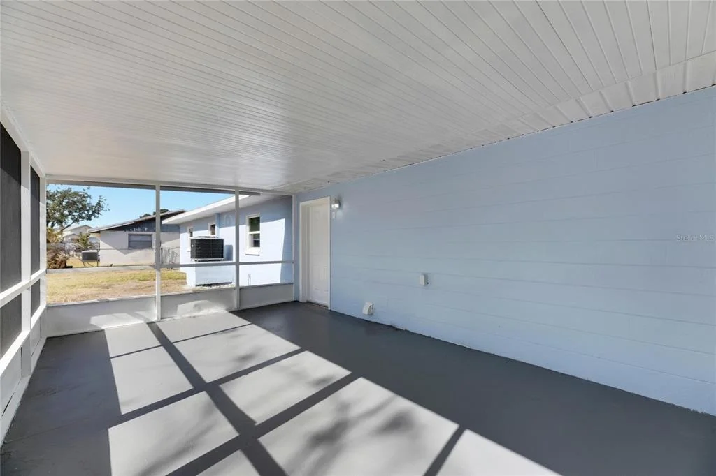 Photo of 660 FLAMINGO DRIVE