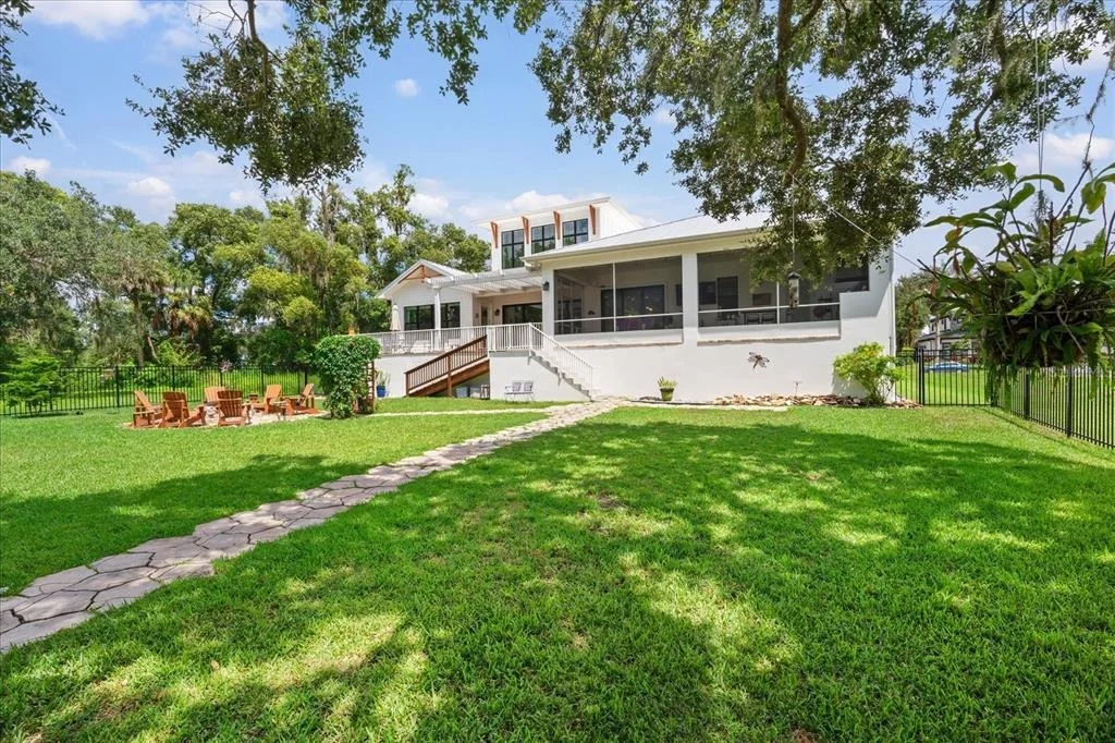 Photo of 8317 ALAFIA POINTE DRIVE