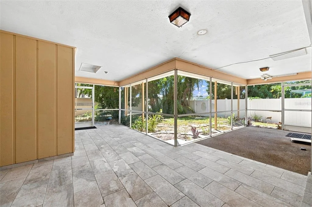Photo of 352 LAKE ROAD