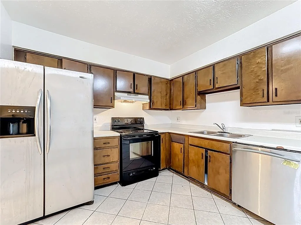 Photo of Unit A4 at 3944 CRAYRICH CIRCLE