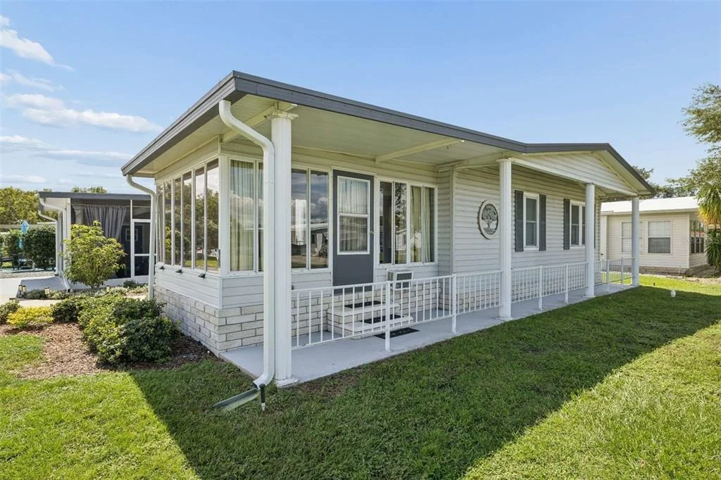 Photo of 1433 ELKHART CIRCLE