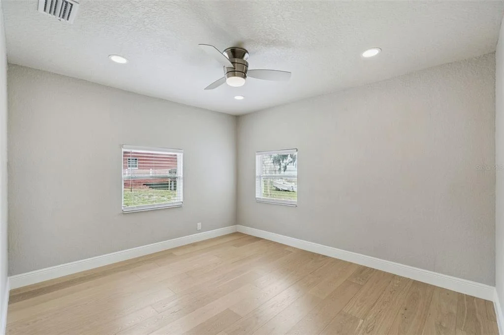 Photo of 2316 N GRIFFIN DRIVE