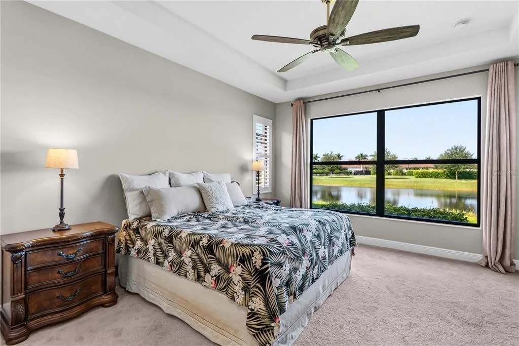 Photo of 4925 SURFSIDE CIRCLE
