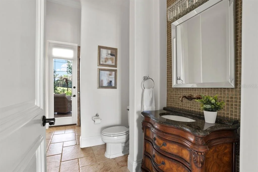 Photo of 1342 REDBOURNE LANE