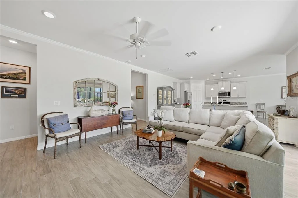 Photo of 25091 PALISADE ROAD