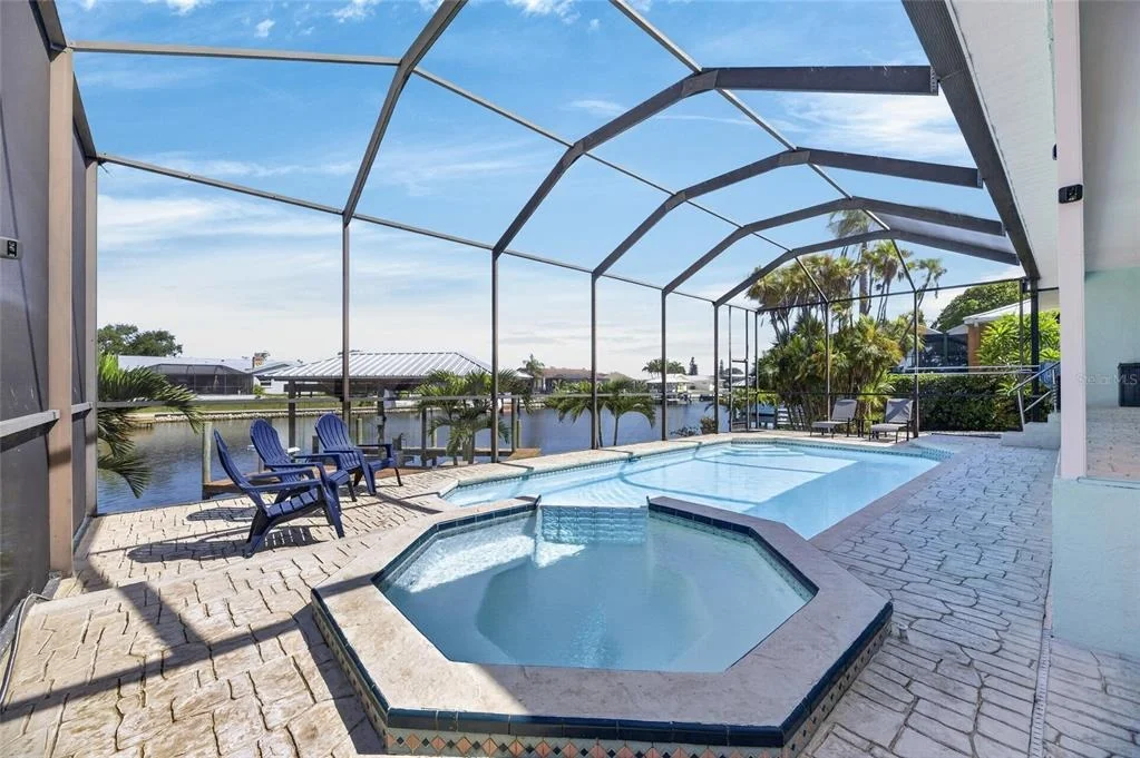 Photo of 923 GOLF ISLAND DRIVE