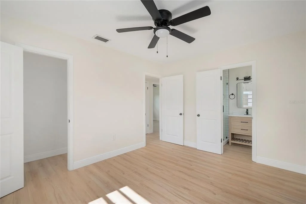 Photo of 3733 SURREY DRIVE