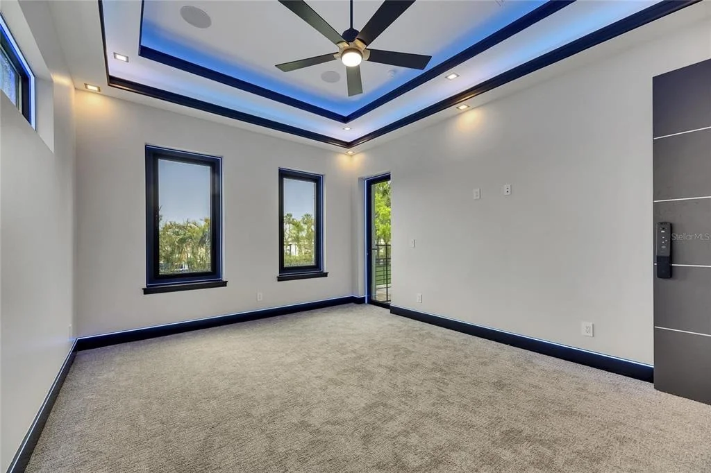 Photo of 6528 SIMONE SHORES CIRCLE