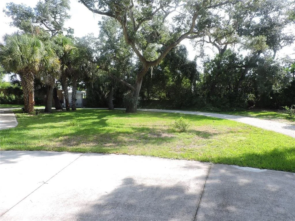 Photo of 905 COLONIAL ROAD