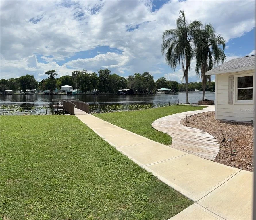 Photo of 1645 SPRING GARDEN DRIVE