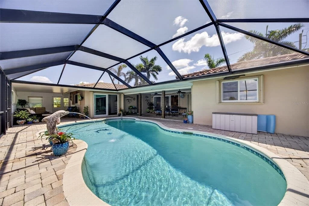 Photo of 359 BAL HARBOR BOULEVARD