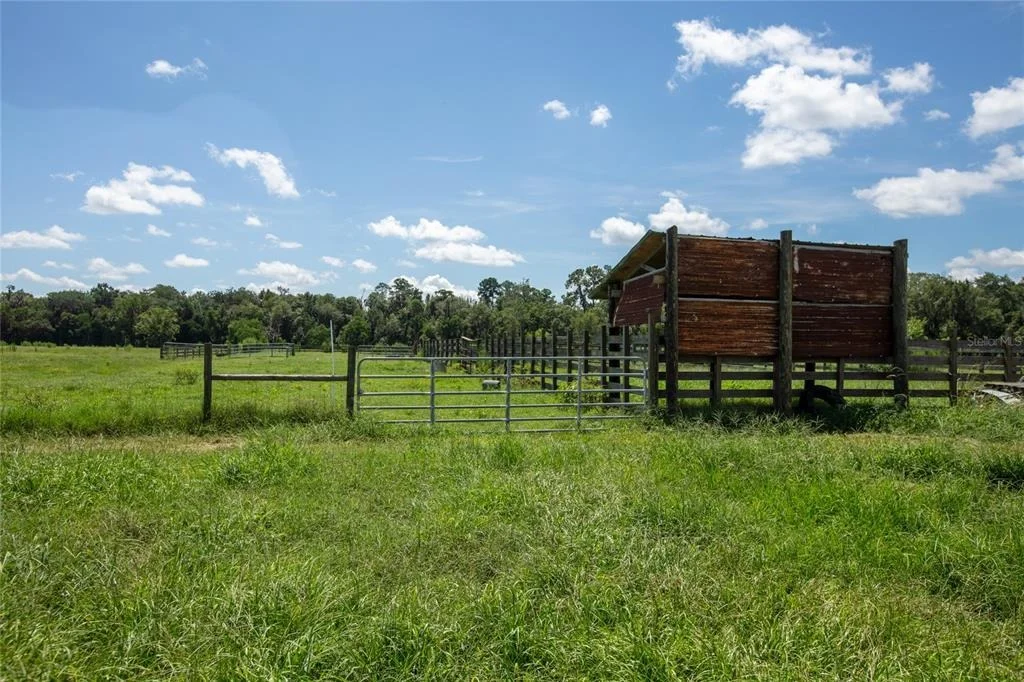 Photo of 9284 NW CR  225