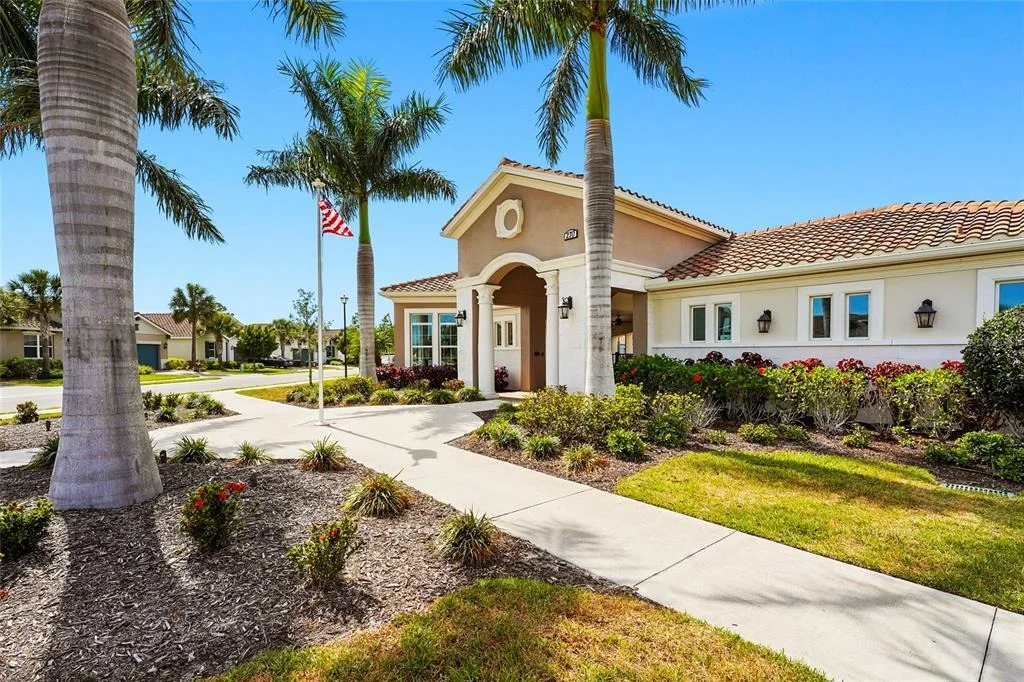 Photo of 617 MISTIFLOWER CIRCLE