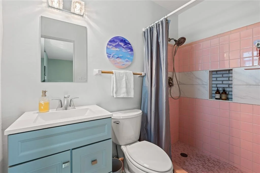 Photo of 6227 COLUMBIA DRIVE