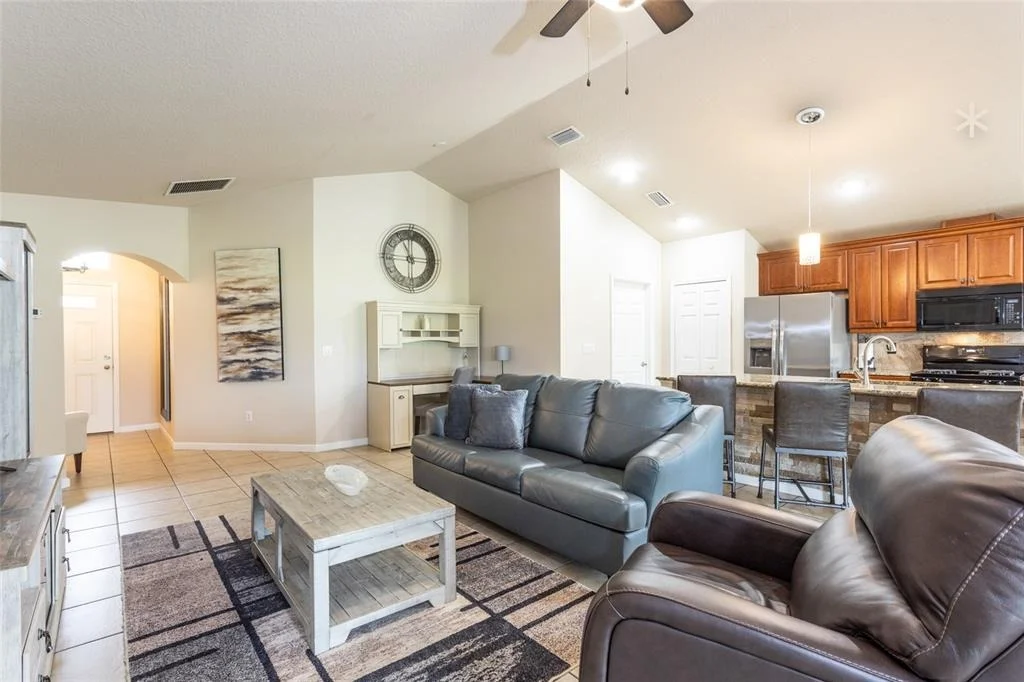 Photo of 118 GOLFVIEW COURT