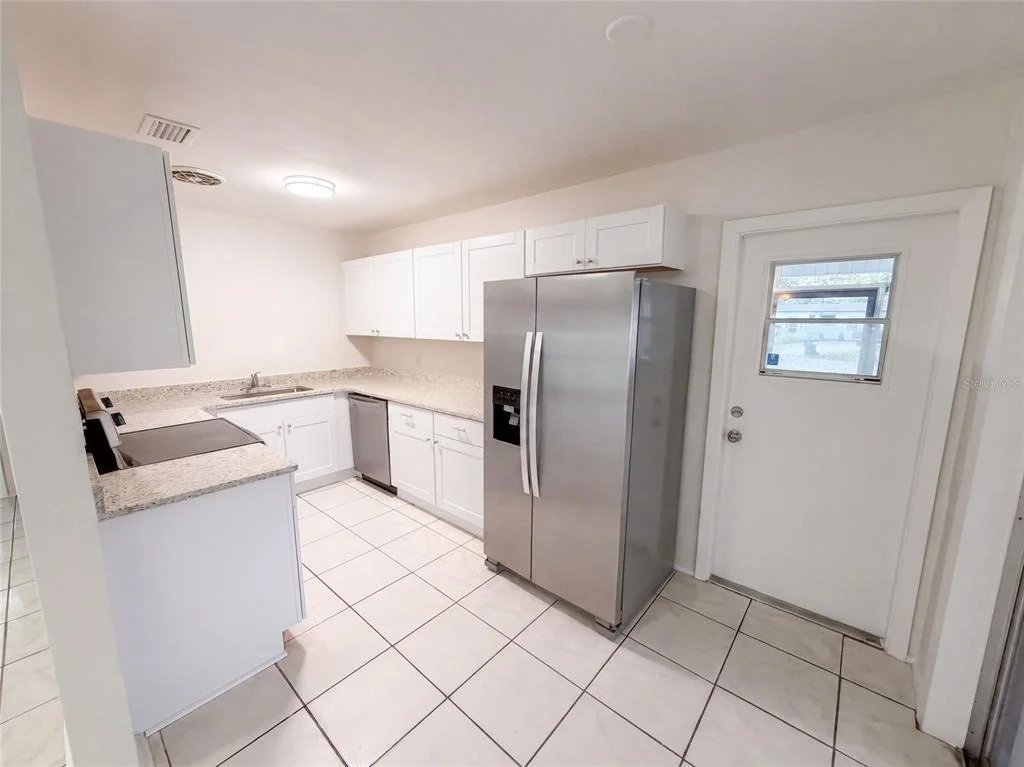 Photo of 1053 AZALEA LANE