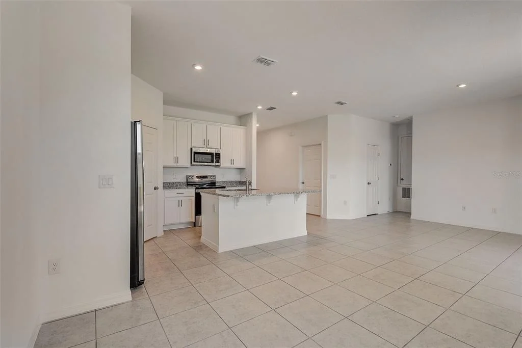 Photo of 929 PEARLWOOD LOOP