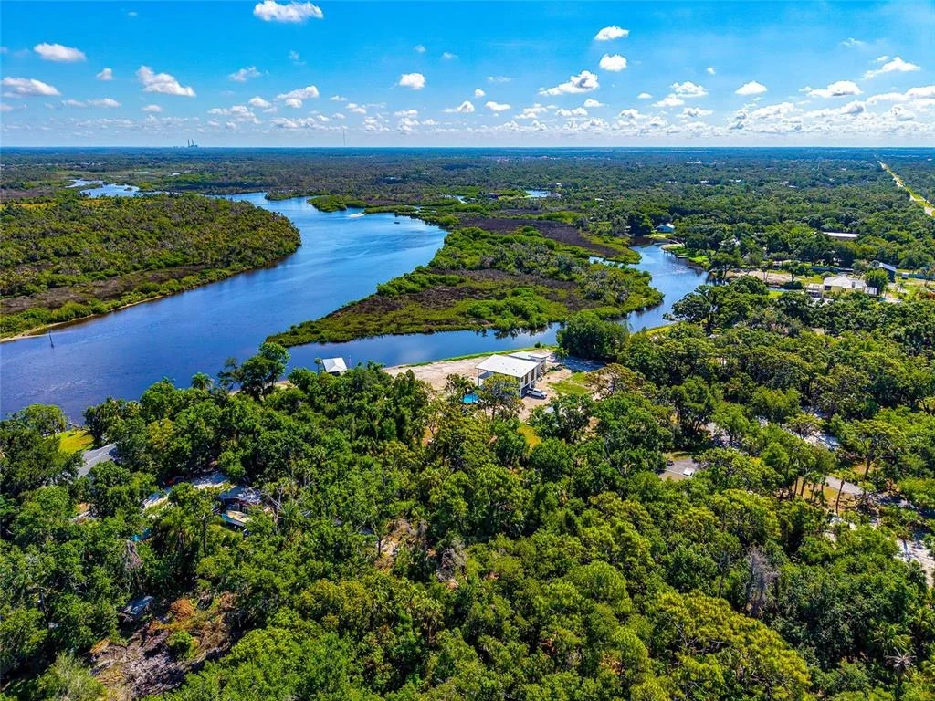 Photo of 11903 UPPER MANATEE RIVER ROAD