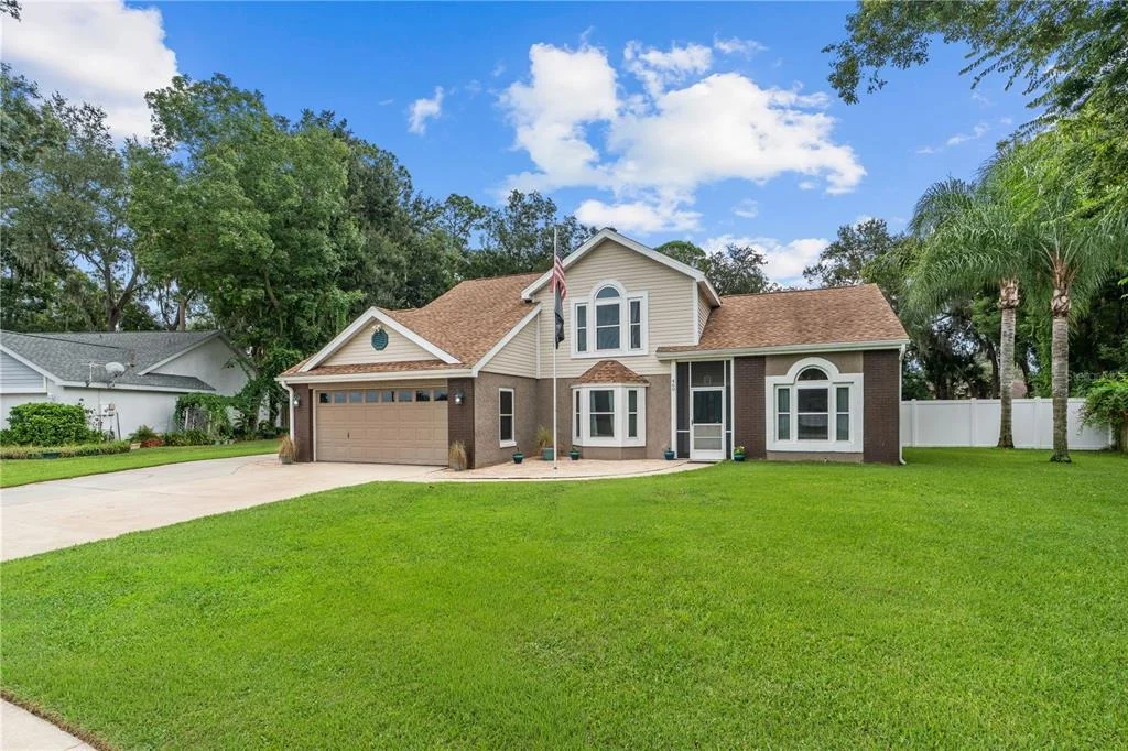 Photo of 460 CHAMPAGNE CIRCLE