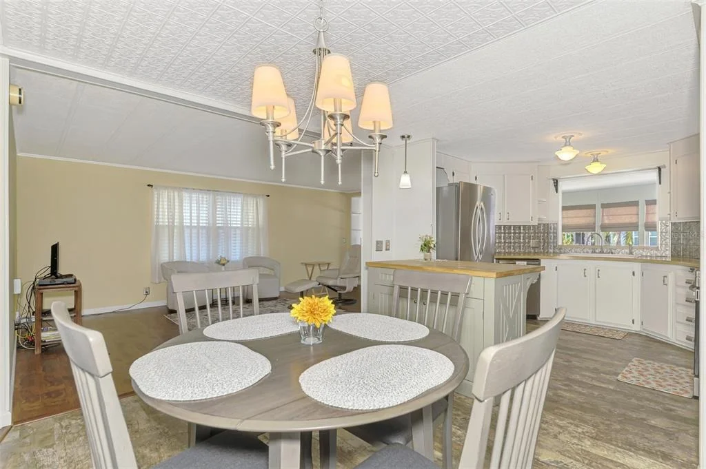 Photo of 49 COMPASS POINT