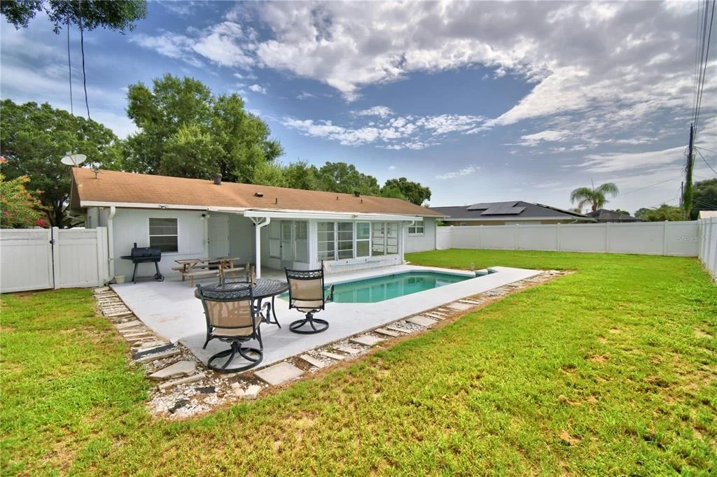 Photo of 153 BROWNING CIR