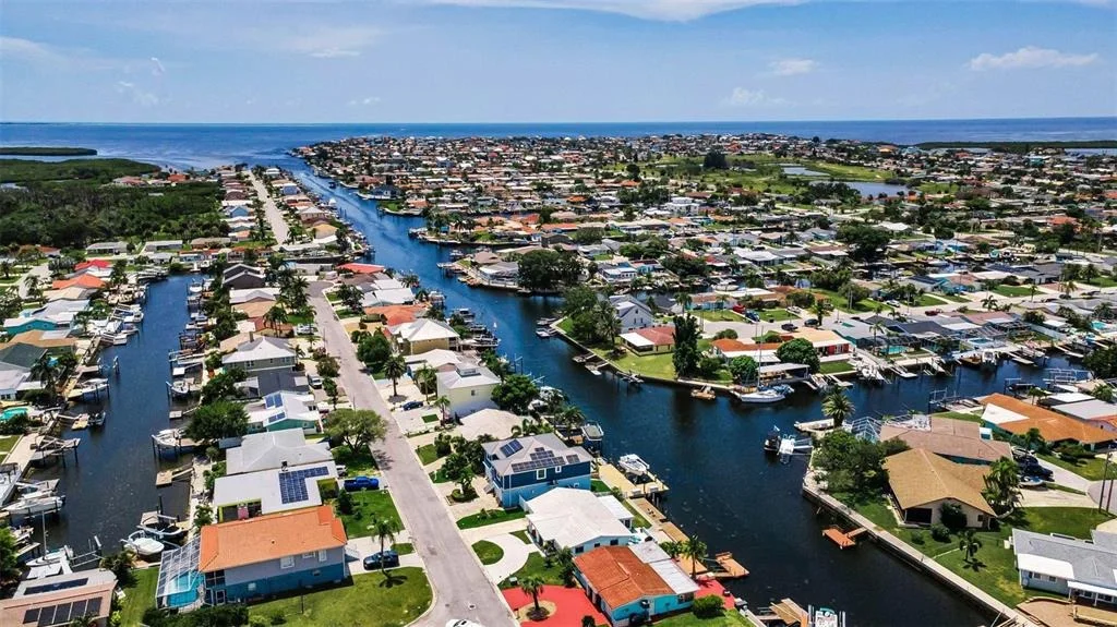 Photo of 4825 SHELL STREAM BOULEVARD
