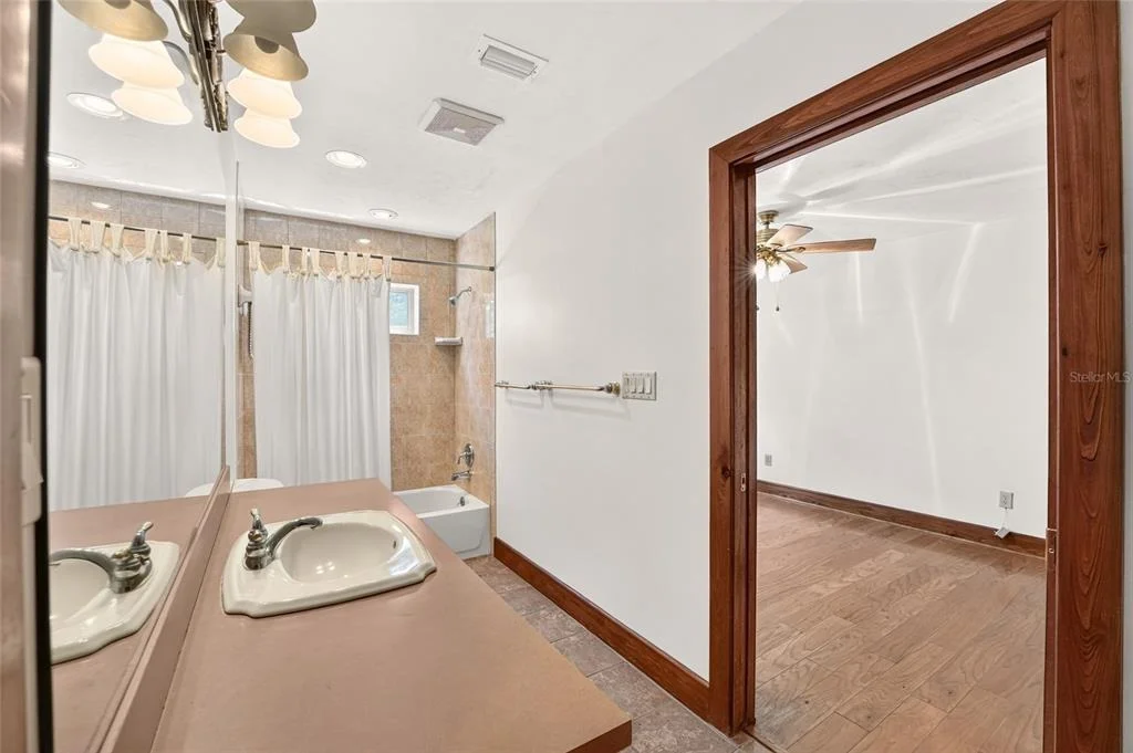 Photo of 243 HERMAN DRIVE