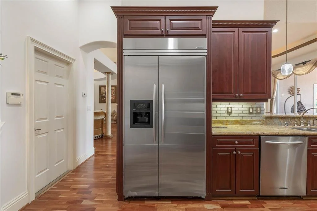 Photo of 62 OAK VIEW CIRCLE