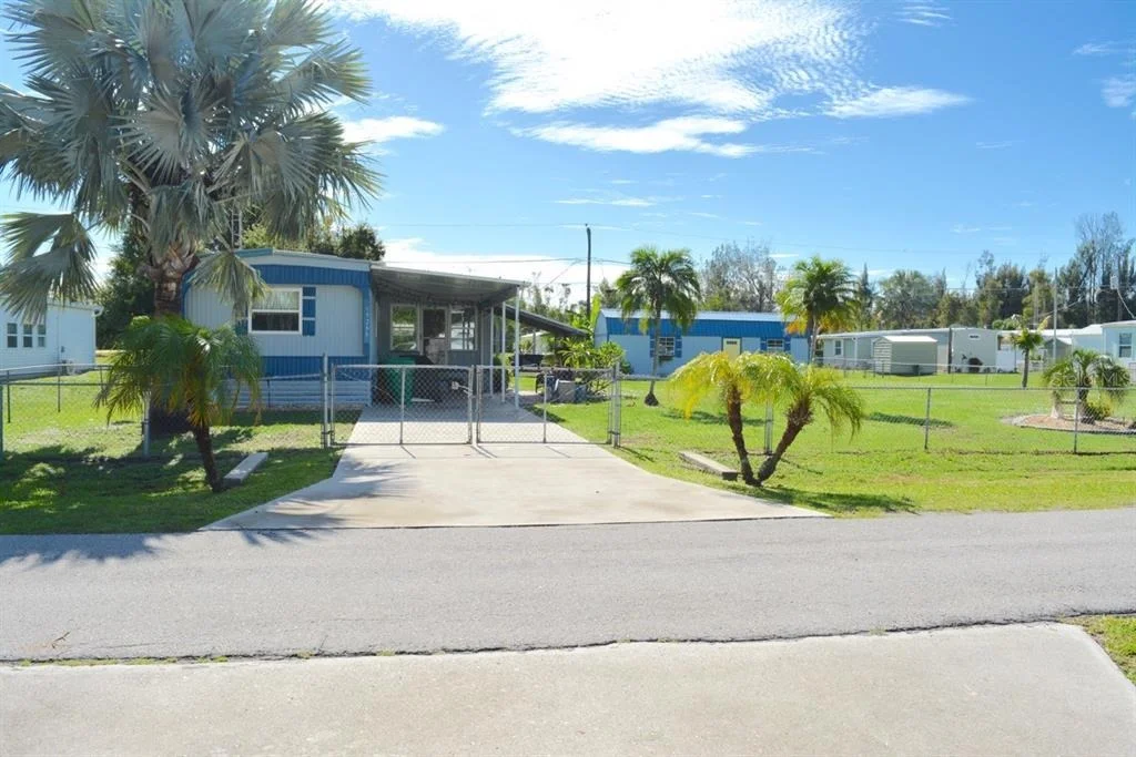 Photo of 15266 CIRCLE DRIVE