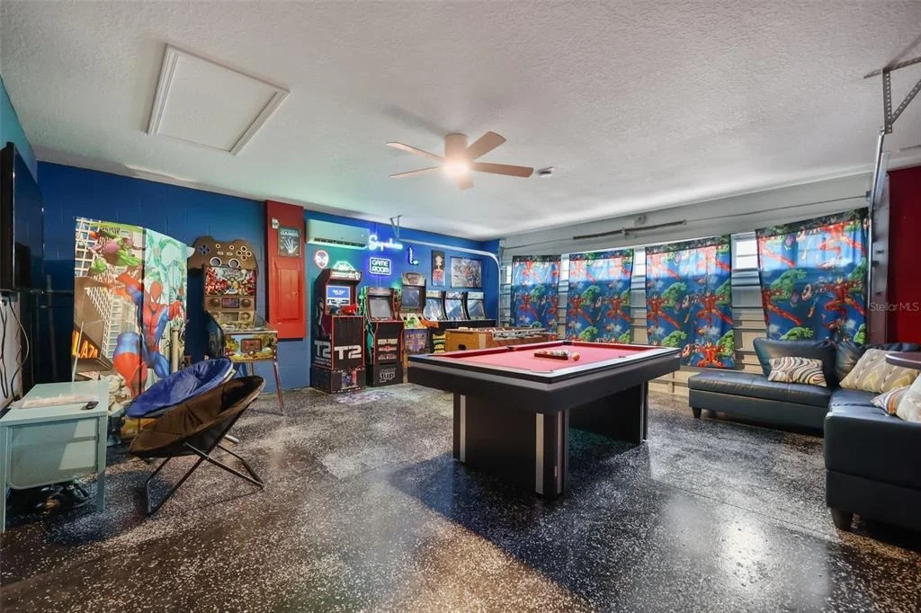 Photo of 1423 THUNDERBIRD ROAD