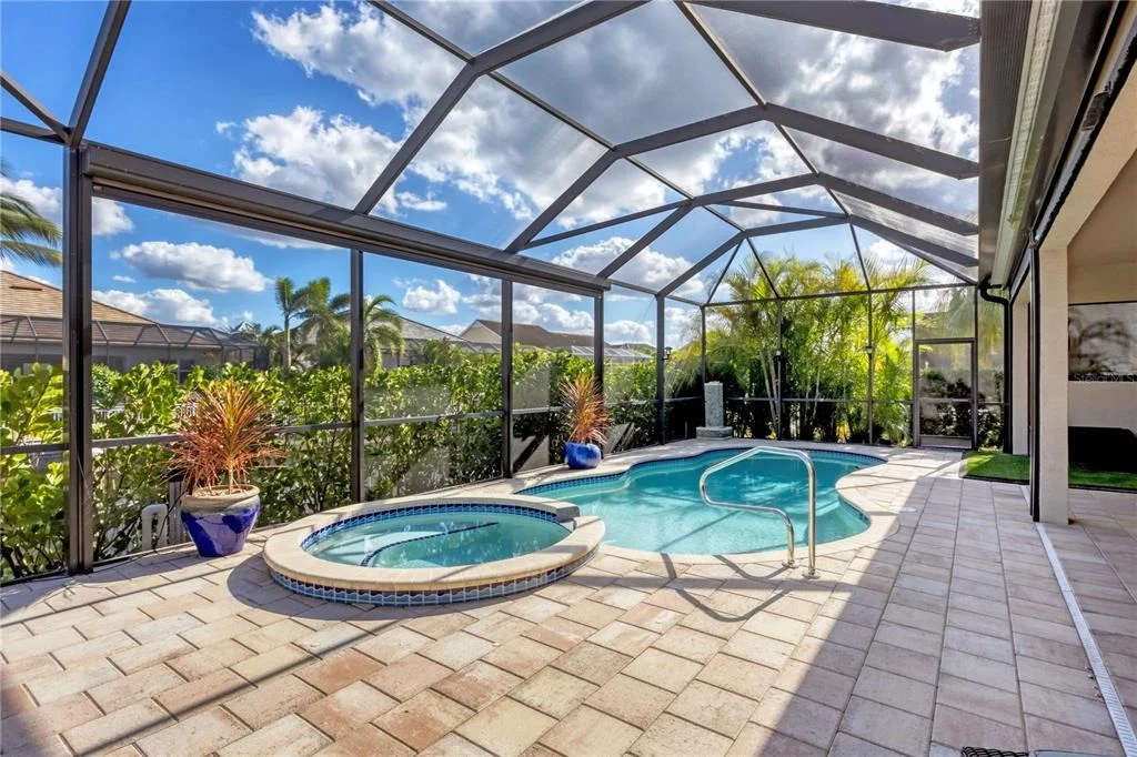 Photo of 575 FORE DRIVE