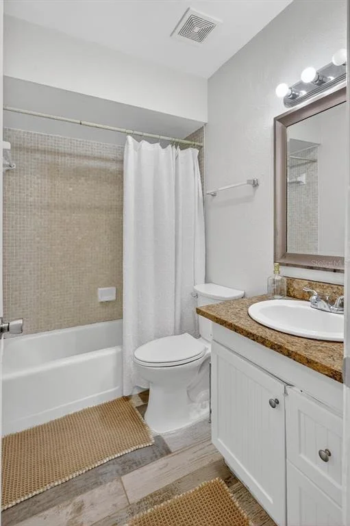 Photo of 1884 SOUTHPOINTE DRIVE