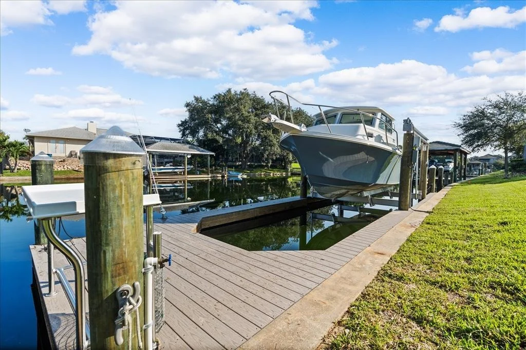 Photo of 46 RIVERVIEW BEND N