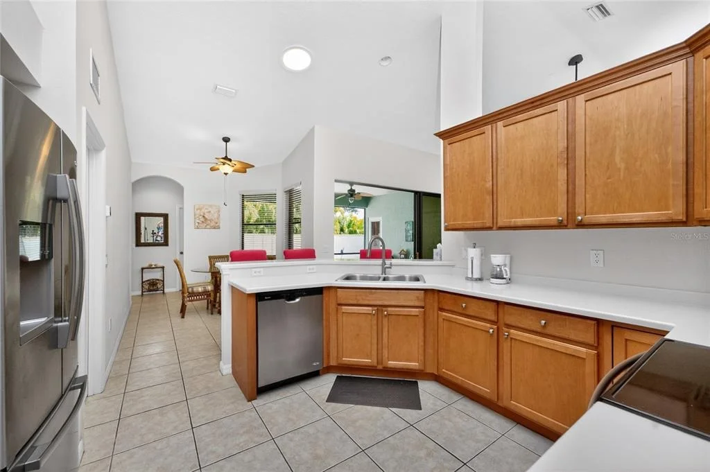 Photo of 24416 LAKEVIEW PLACE