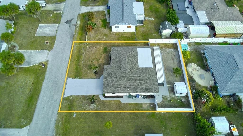 Photo of 1461 ROYAL ROAD
