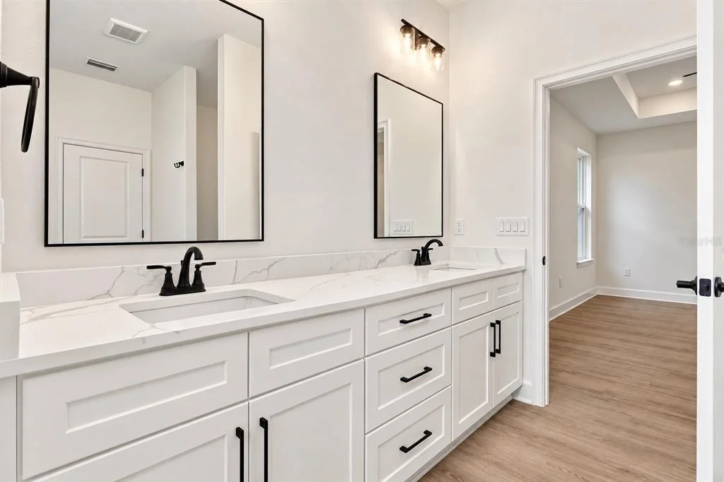 Photo of 12469 ALBANY ROAD