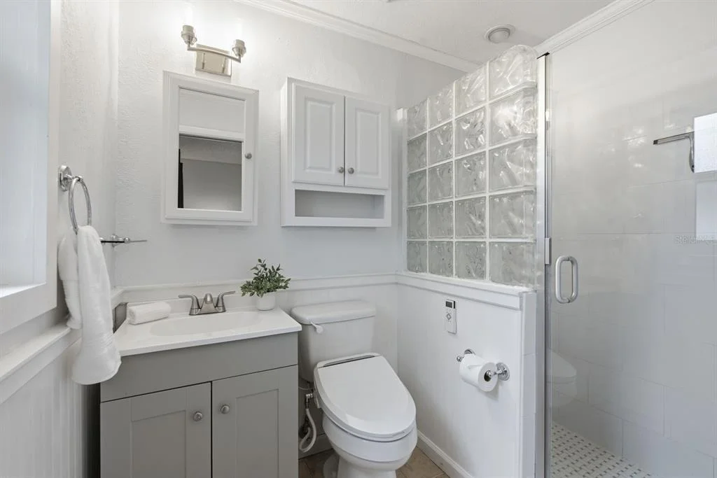 Photo of 961 LEXINGTON DRIVE
