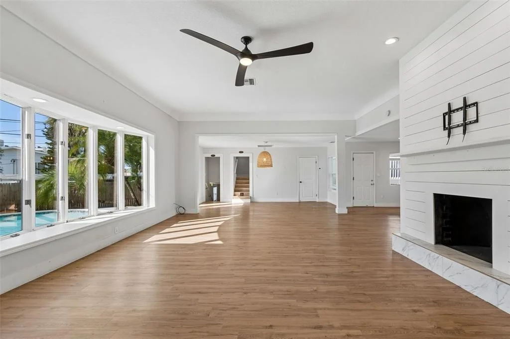 Photo of 125 HARBOR BLUFF DRIVE