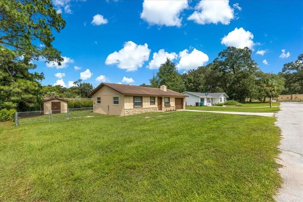 Photo of 5741 NE 4TH PLACE